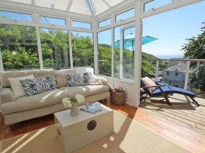 Hotels in Porthcurno